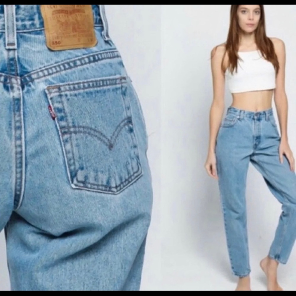 Vintage blue Levi’s 550 relaxed fit 33X34